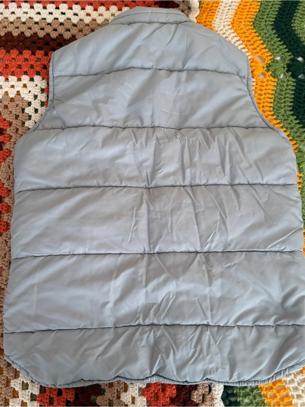 1970s Green and Blue Puffer Vest - Picture 5 of 11